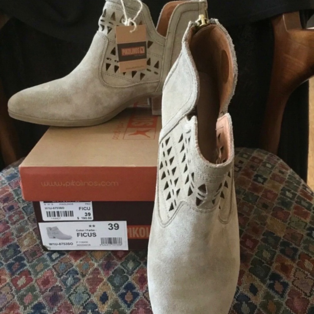 Pikolinos Ankle Booties 39 BNWT